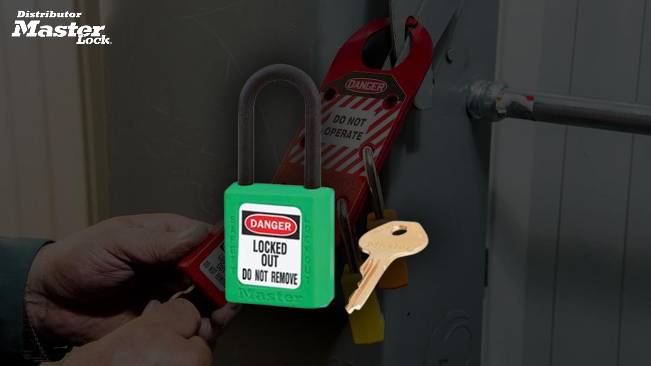 Master Lock 406KAGRN Zenex Thermoplastic Safety Padlock