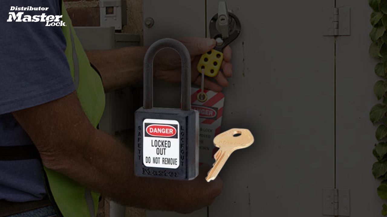 MASTER LOCK 406KAMKBLK ZENEX THERMOPLASTIC SAFETY PADLOCK